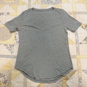 Lululemon Striped V-Neck Women's Short-Sleeve T-Short Top